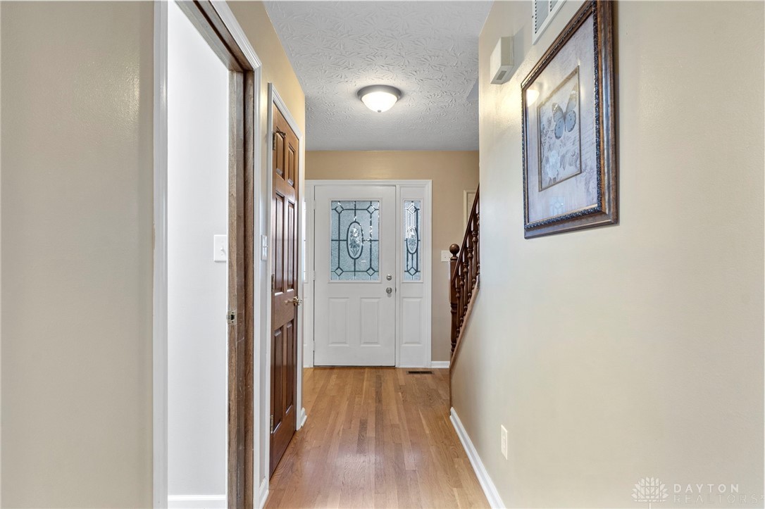 5201 Clearcreek Trail