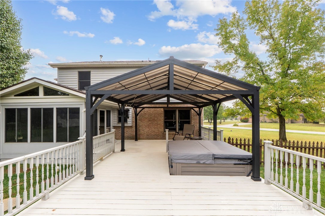 5201 Clearcreek Trail