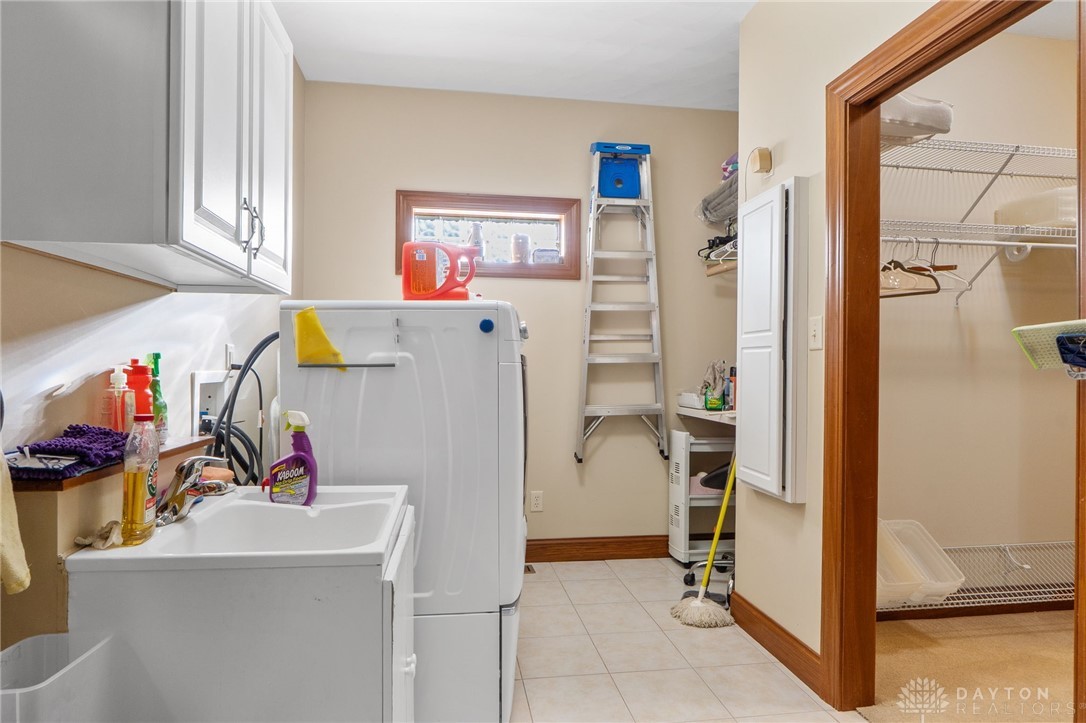 1547 Yellow Rose Court