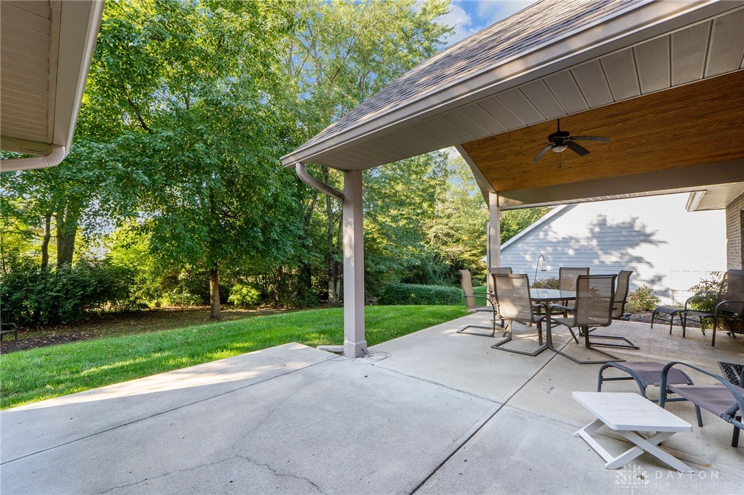 1547 Yellow Rose Court