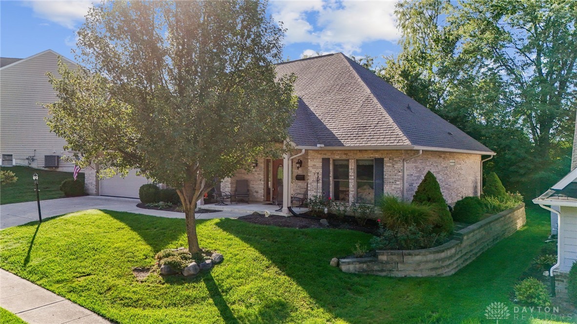 1547 Yellow Rose Court