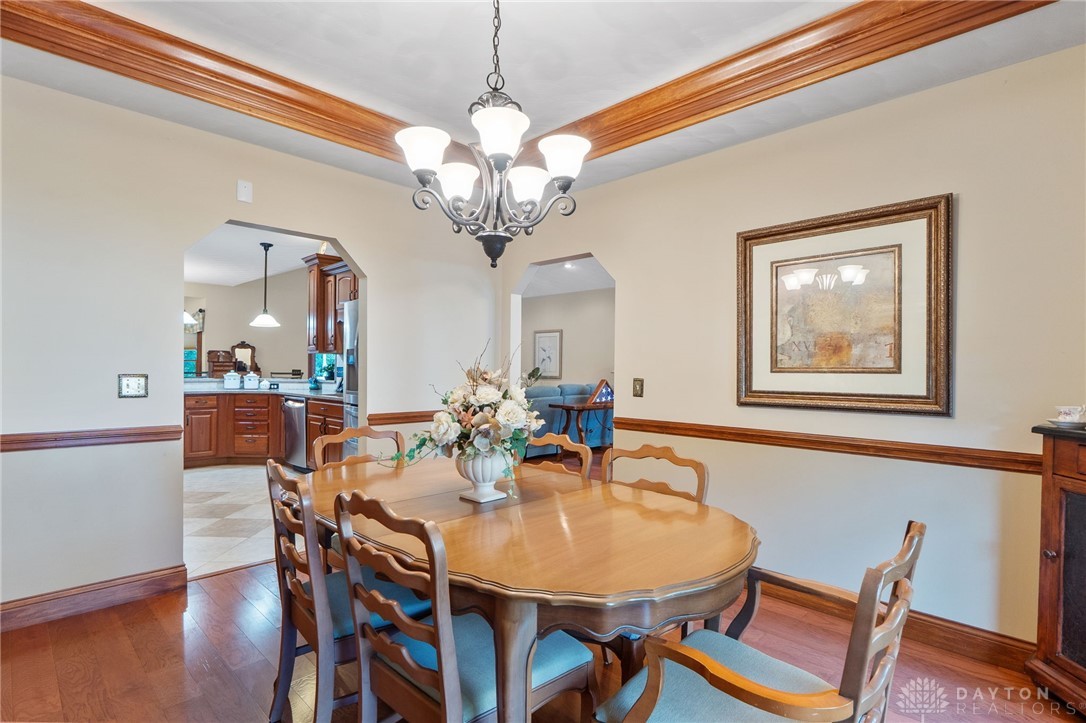 1547 Yellow Rose Court