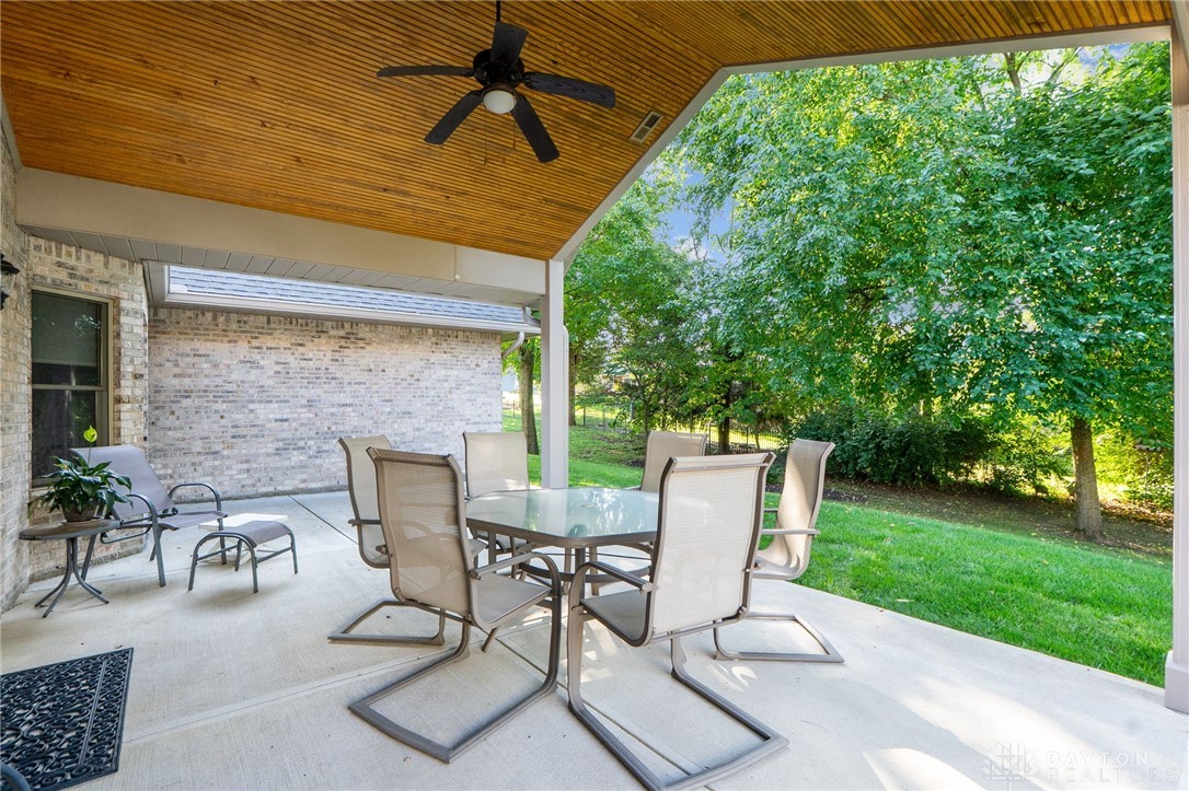 1547 Yellow Rose Court