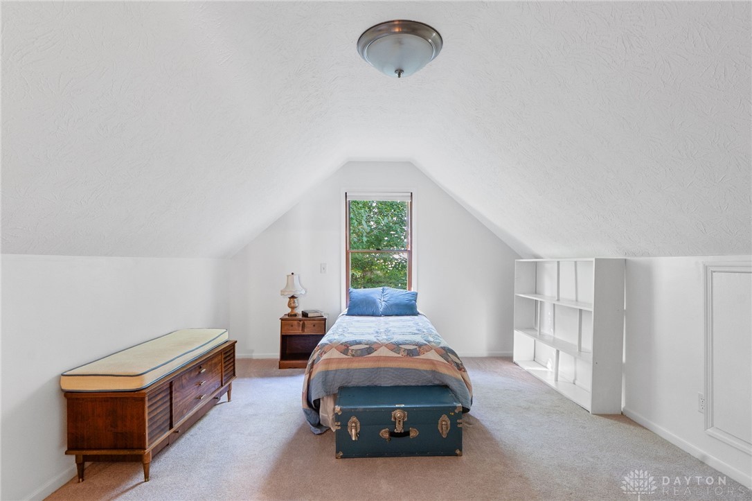 1547 Yellow Rose Court