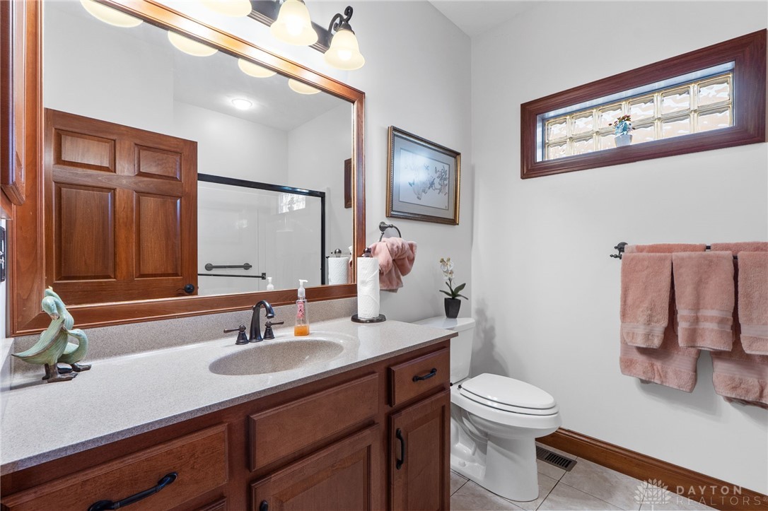 1547 Yellow Rose Court