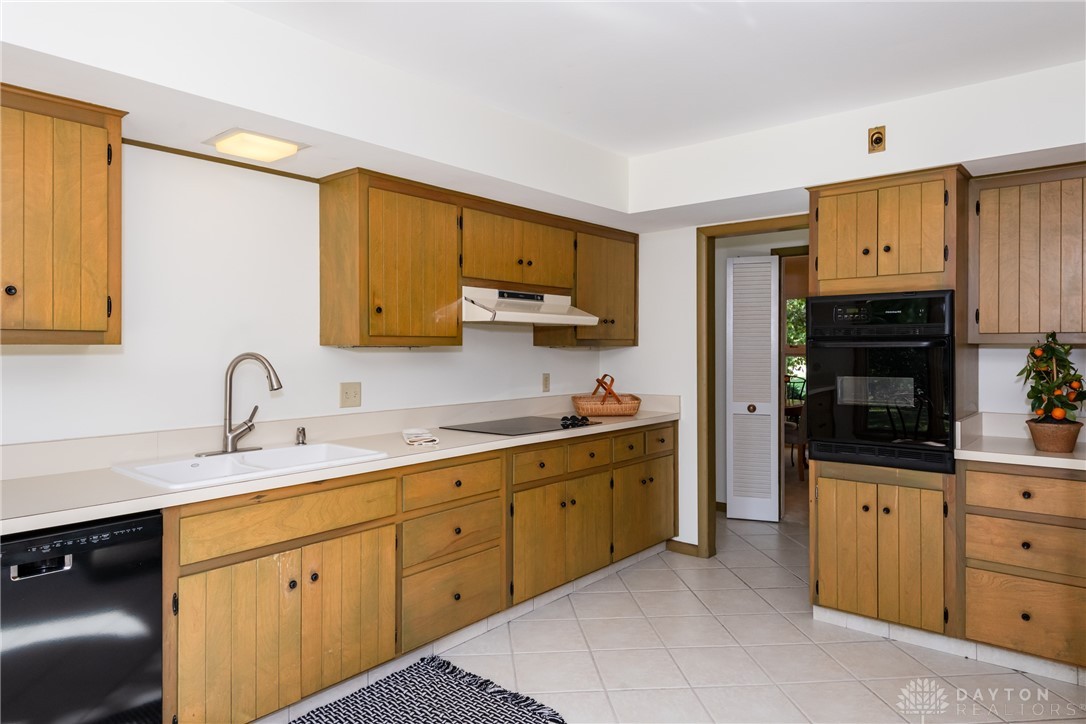 6121 Old Spanish Trail