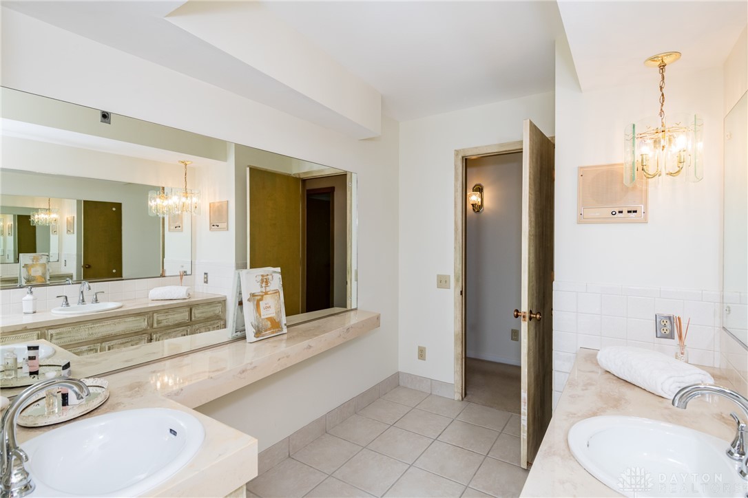 6121 Old Spanish Trail