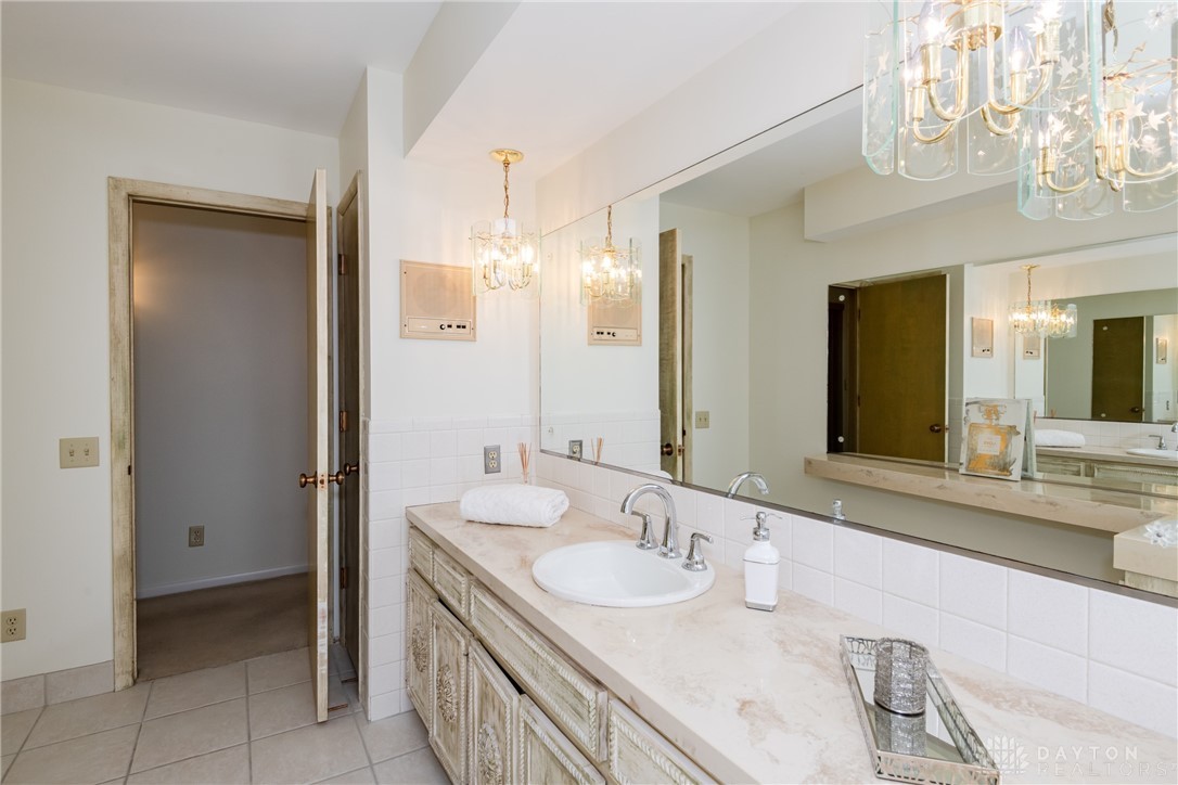 6121 Old Spanish Trail