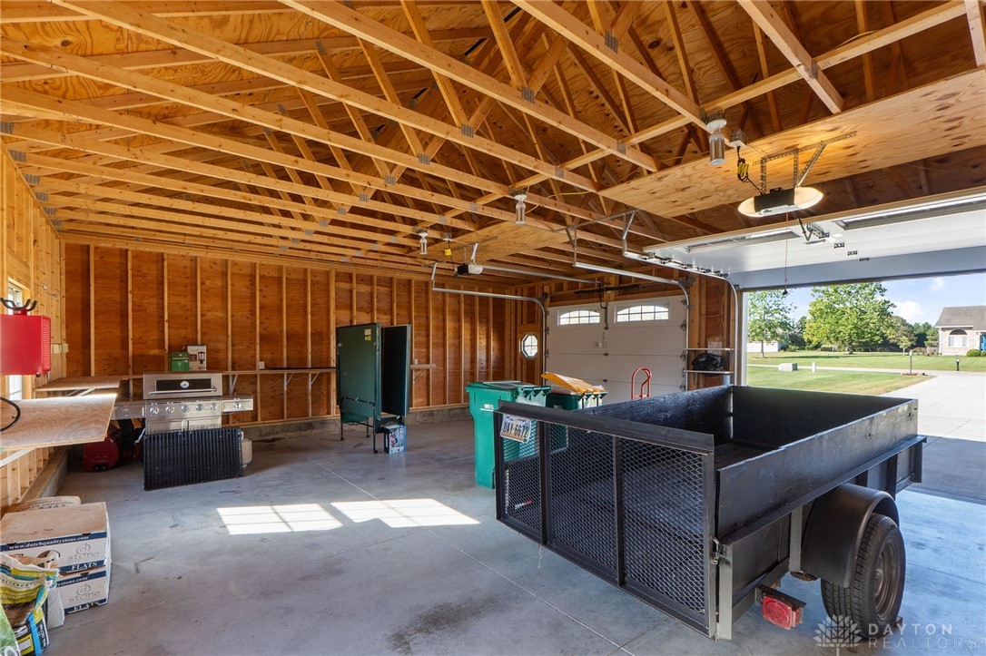 5034 Clearcreek Trail