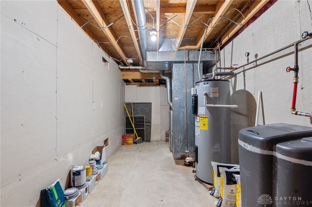 5034 Clearcreek Trail