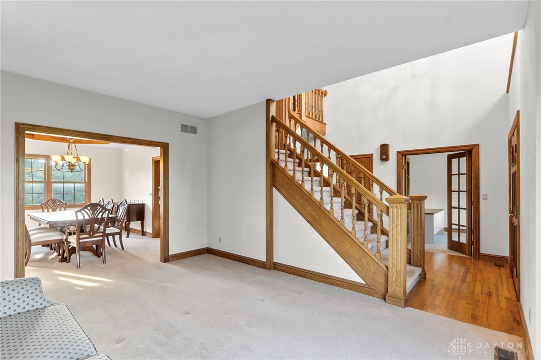 5034 Clearcreek Trail