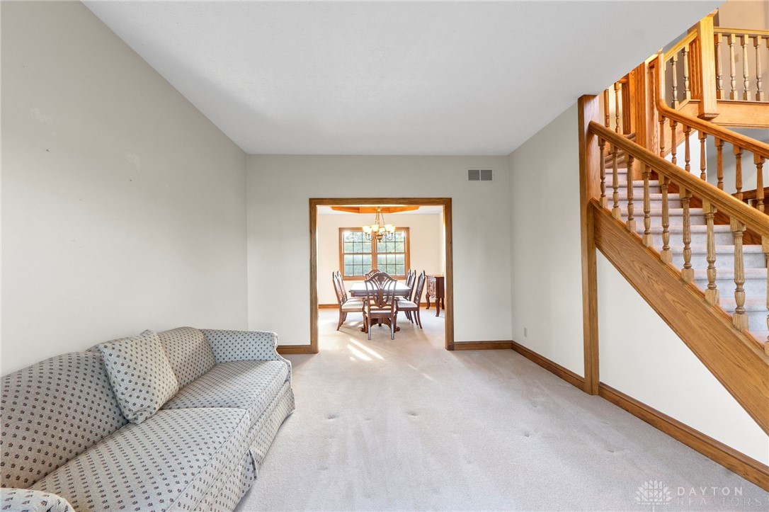 5034 Clearcreek Trail