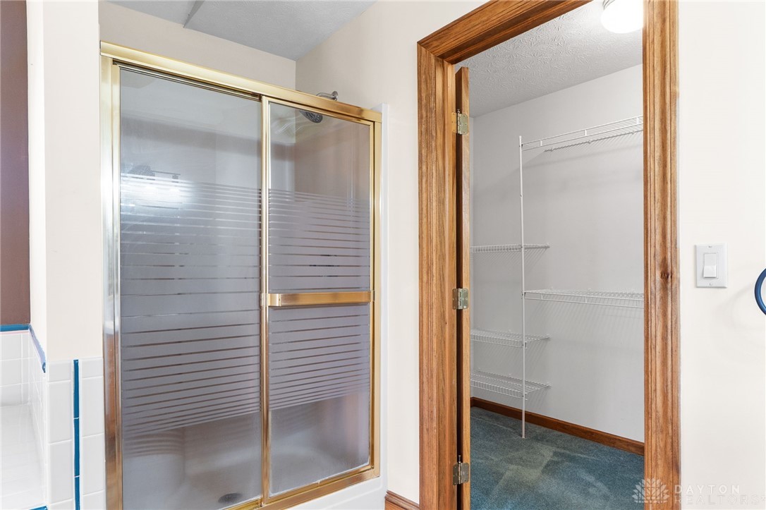 5034 Clearcreek Trail