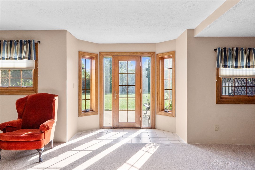 5034 Clearcreek Trail