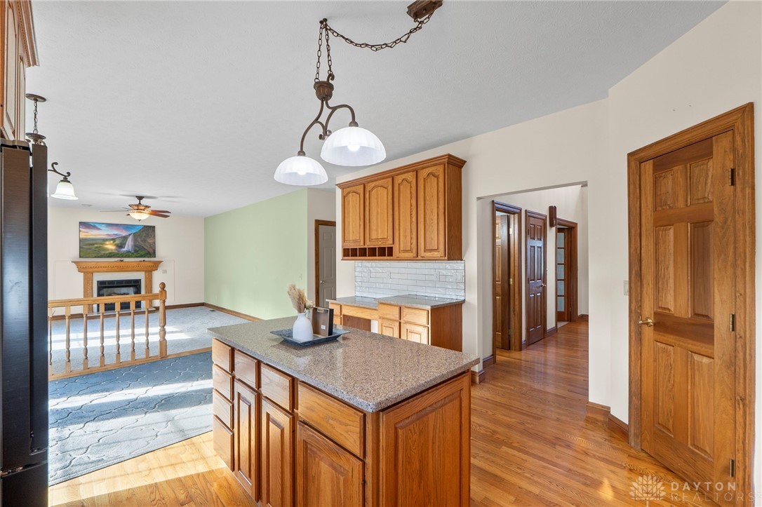 5034 Clearcreek Trail