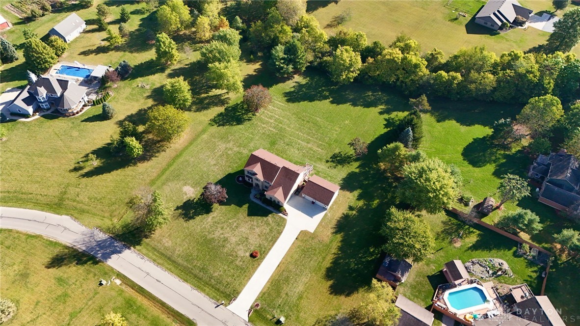 5034 Clearcreek Trail