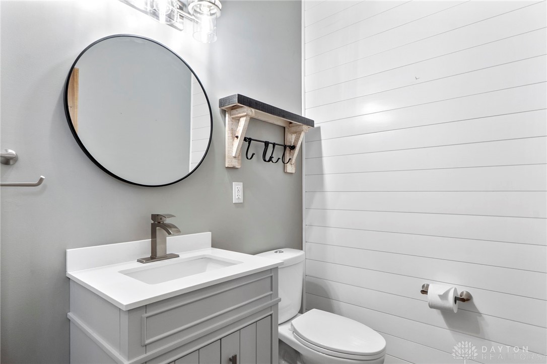 5034 Clearcreek Trail