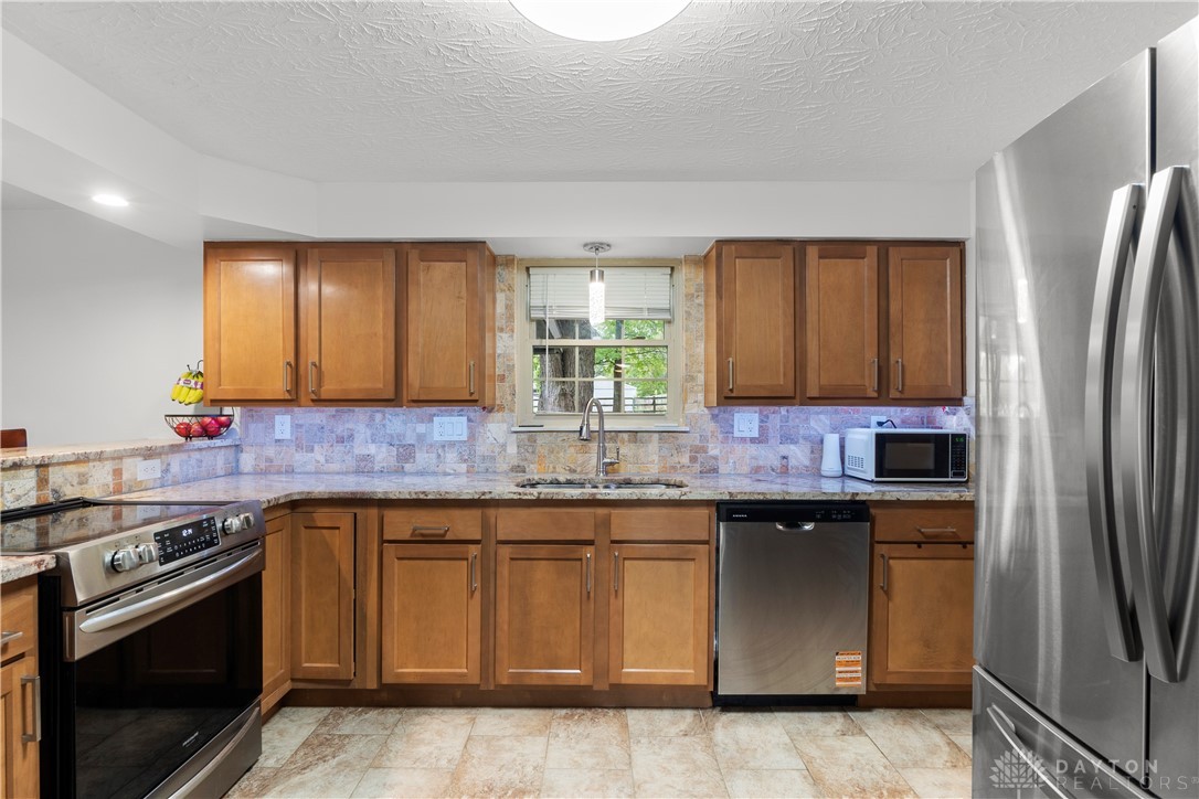 3930 Beechwood Drive