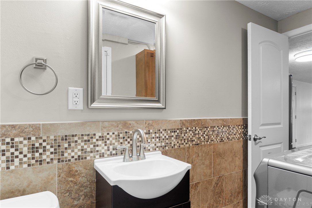 3930 Beechwood Drive