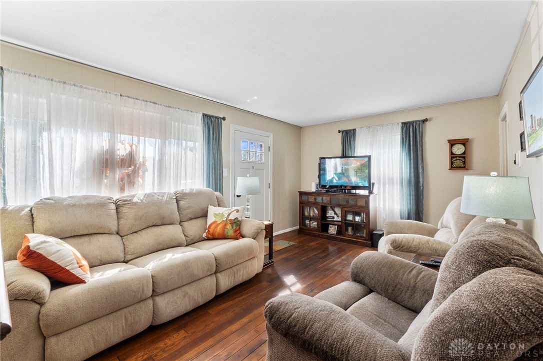 1910 Roop Place