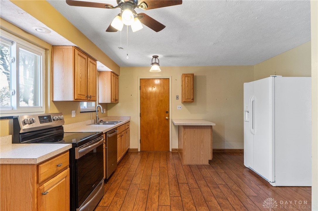 3872 Maryknoll Drive