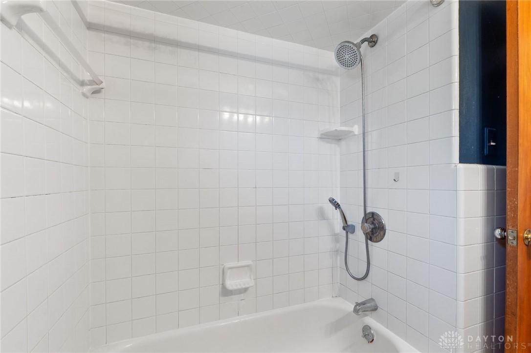 3872 Maryknoll Drive