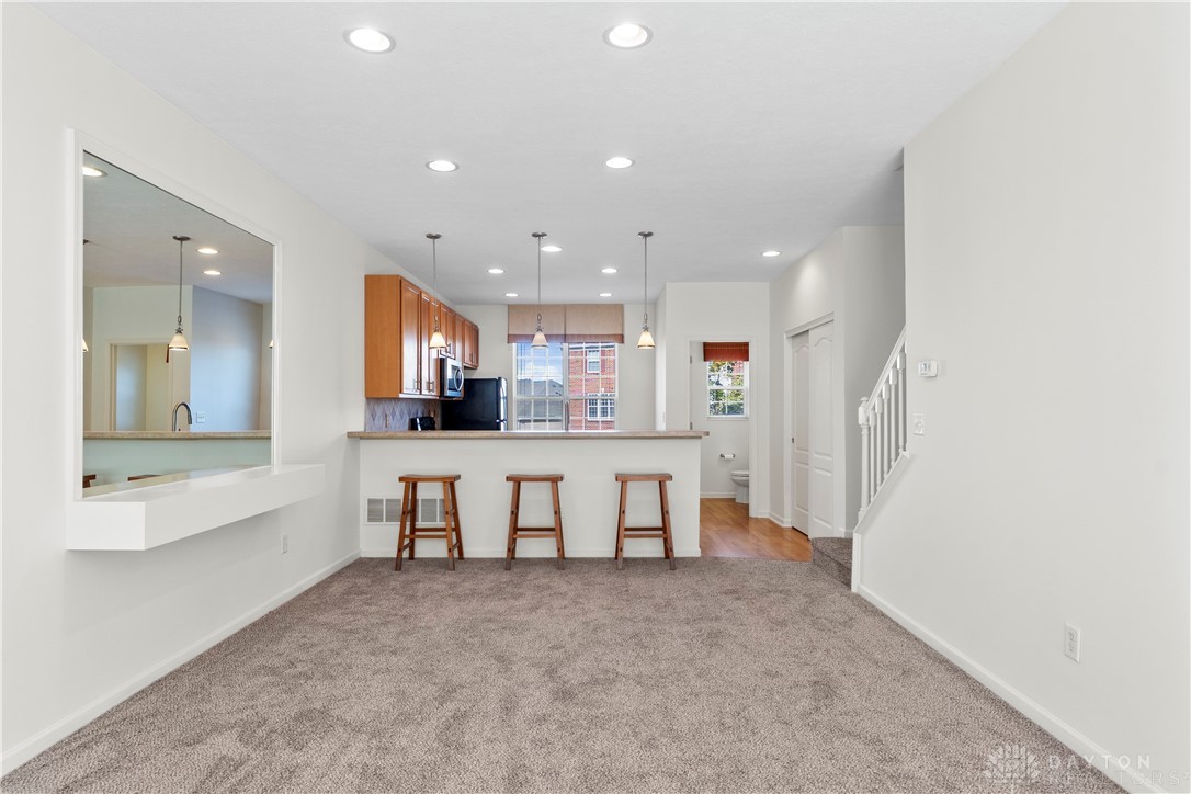 4323 Straight Arrow Road