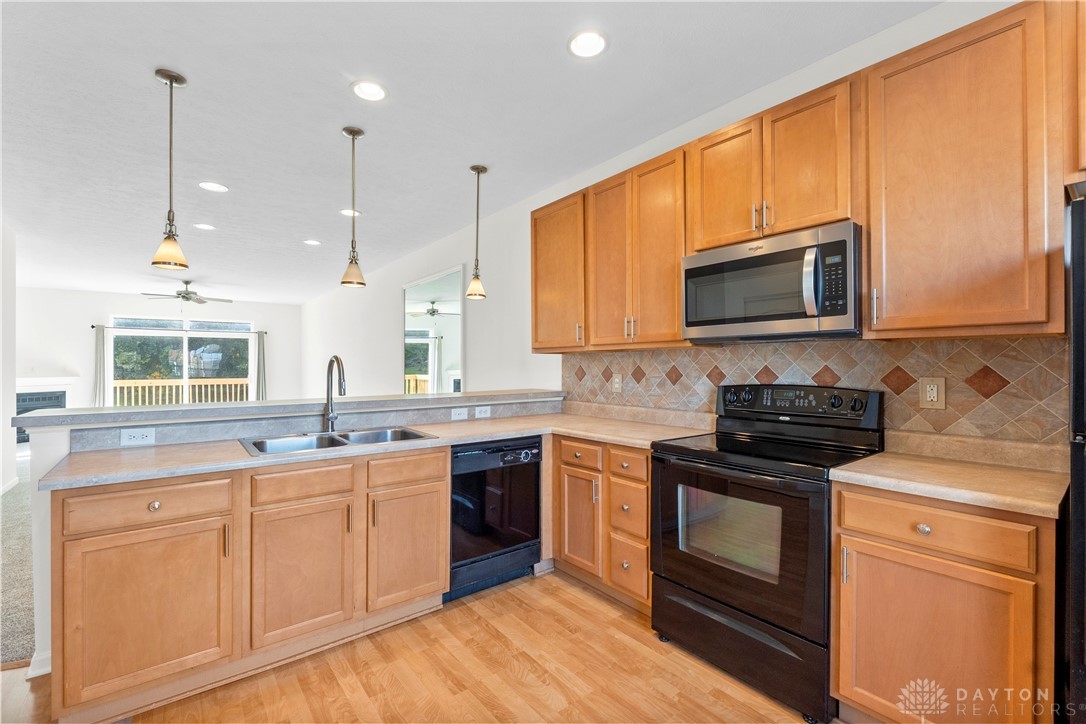 4323 Straight Arrow Road