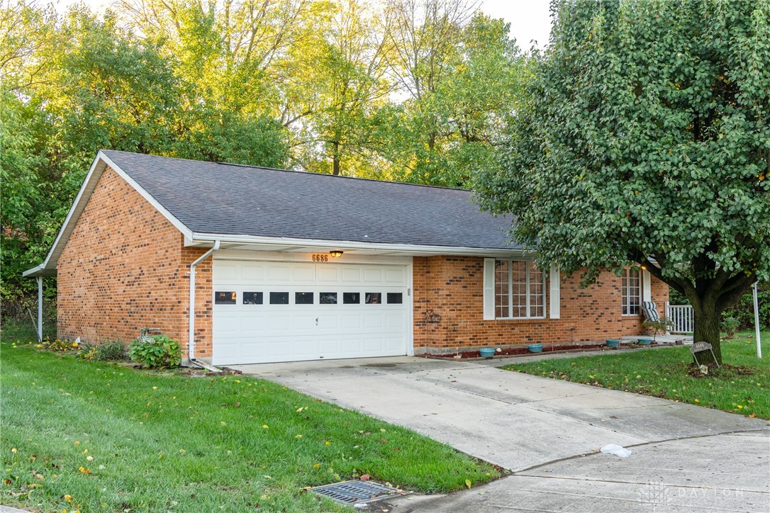 6686 Oakwood Lane