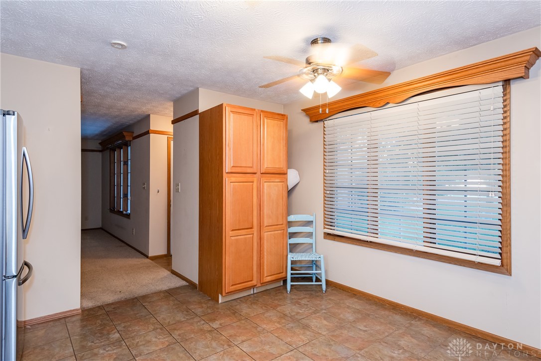 6686 Oakwood Lane