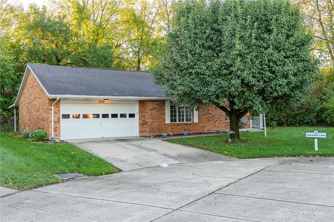 6686 Oakwood Lane