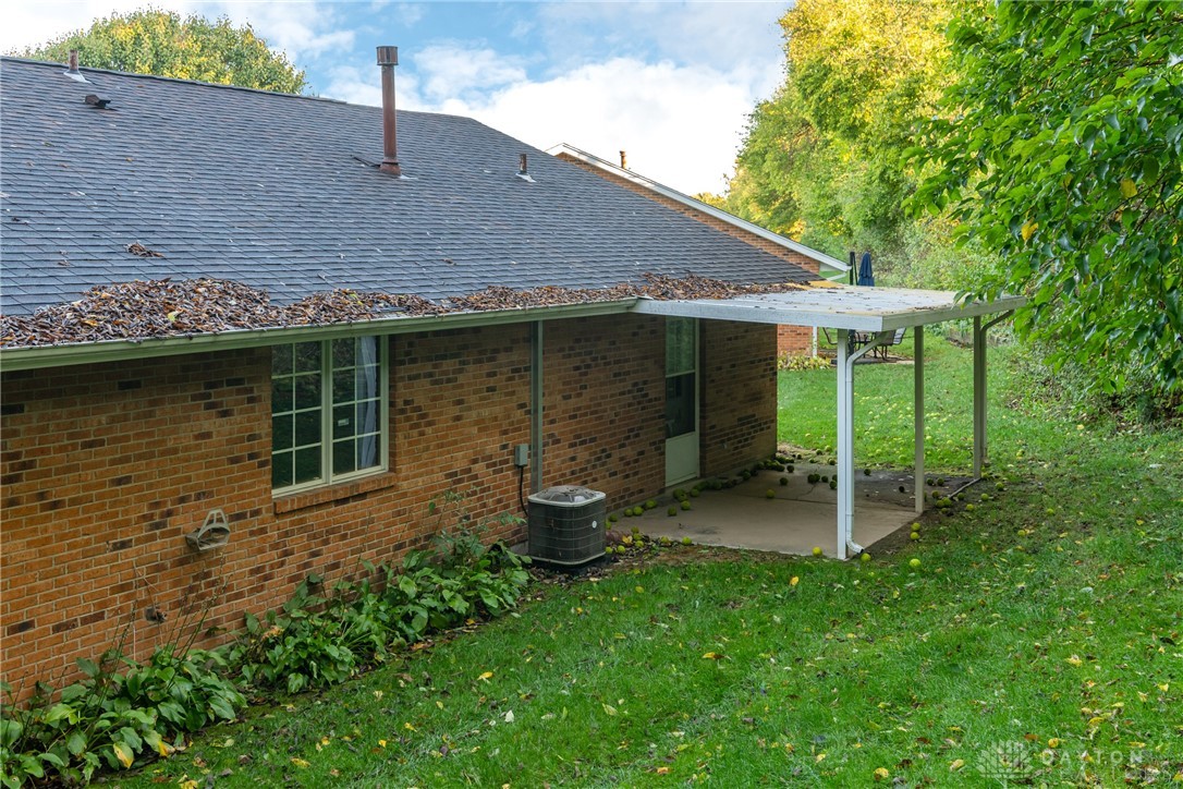 6686 Oakwood Lane