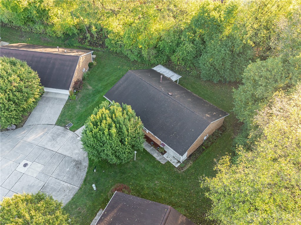 6686 Oakwood Lane