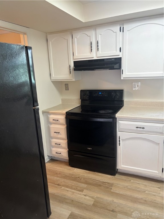 2616 S Kings Arms Circle