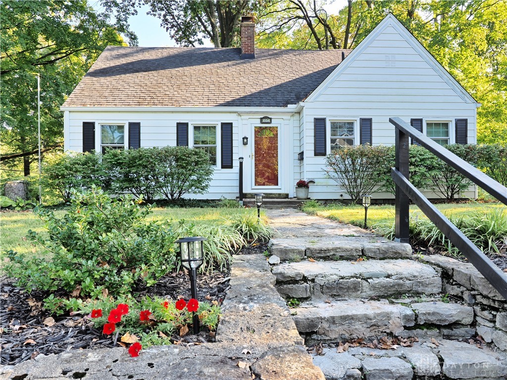 1554 Crescent Boulevard