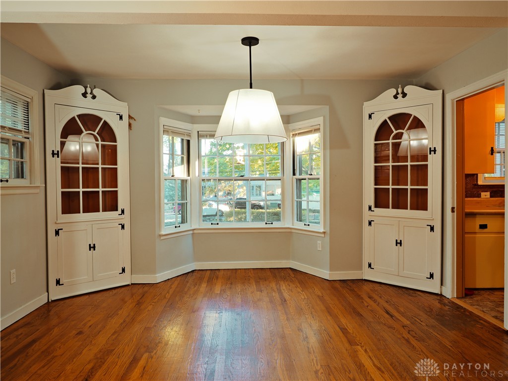 1554 Crescent Boulevard