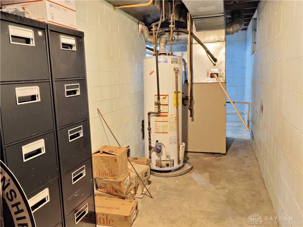 1554 Crescent Boulevard