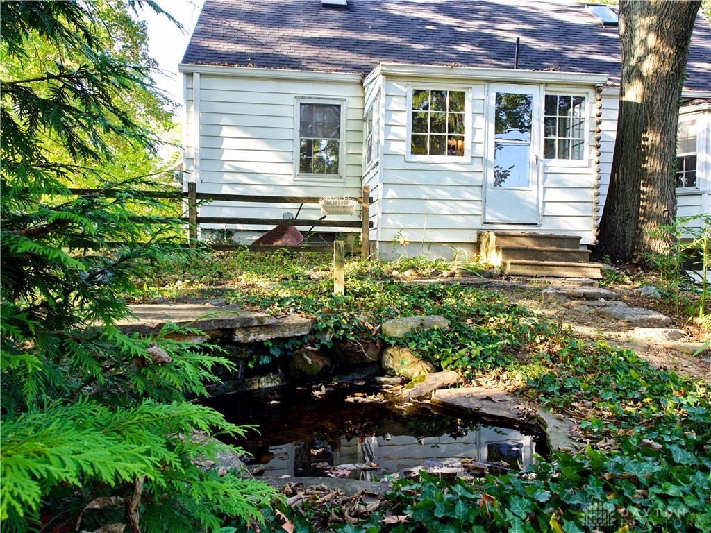 1554 Crescent Boulevard