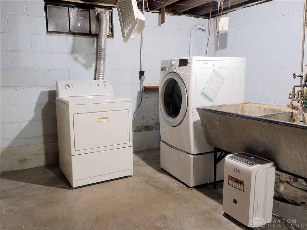 1554 Crescent Boulevard