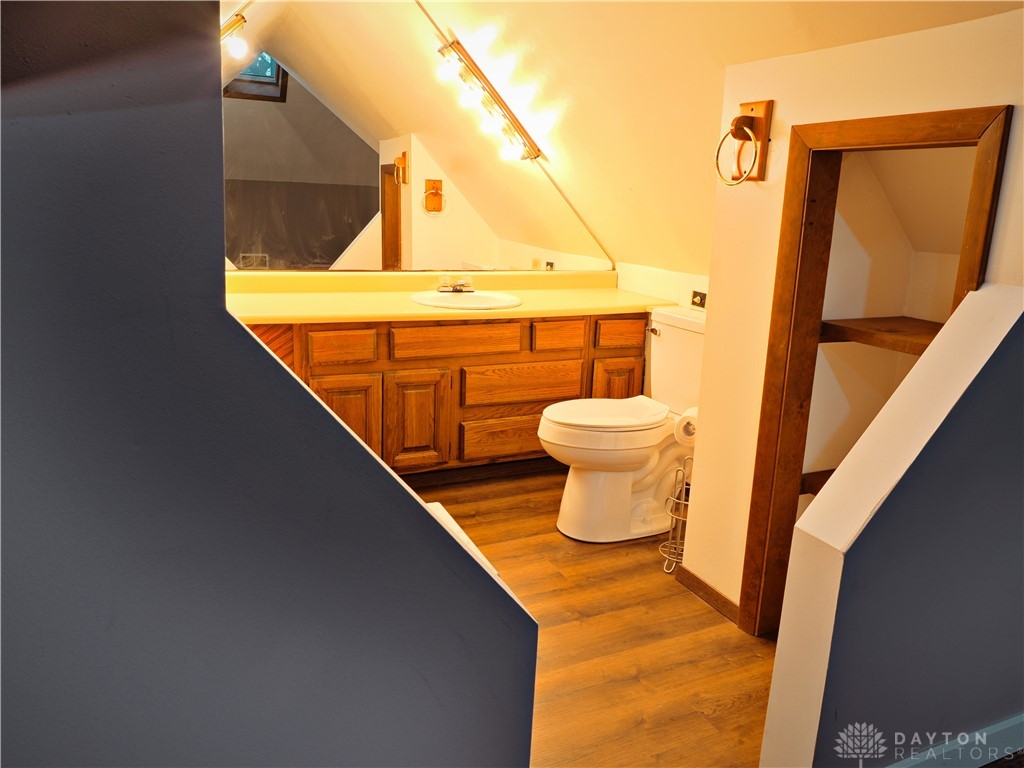 1554 Crescent Boulevard