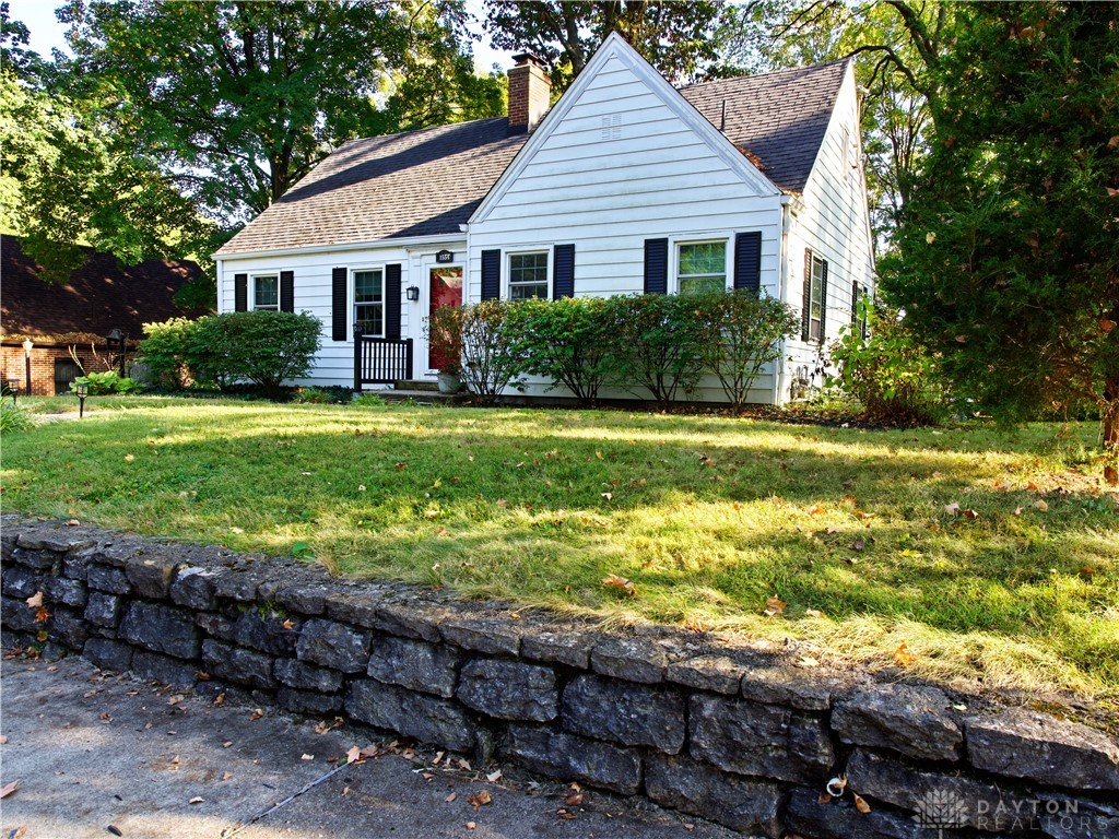 1554 Crescent Boulevard