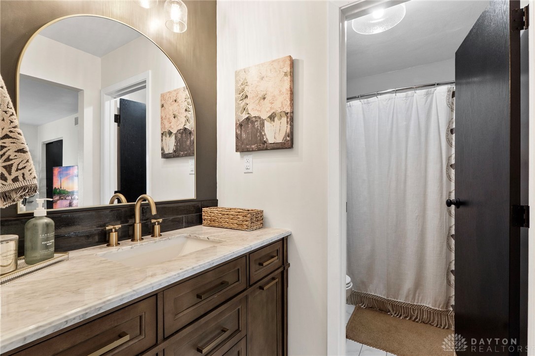 3862 S Chalet Circle