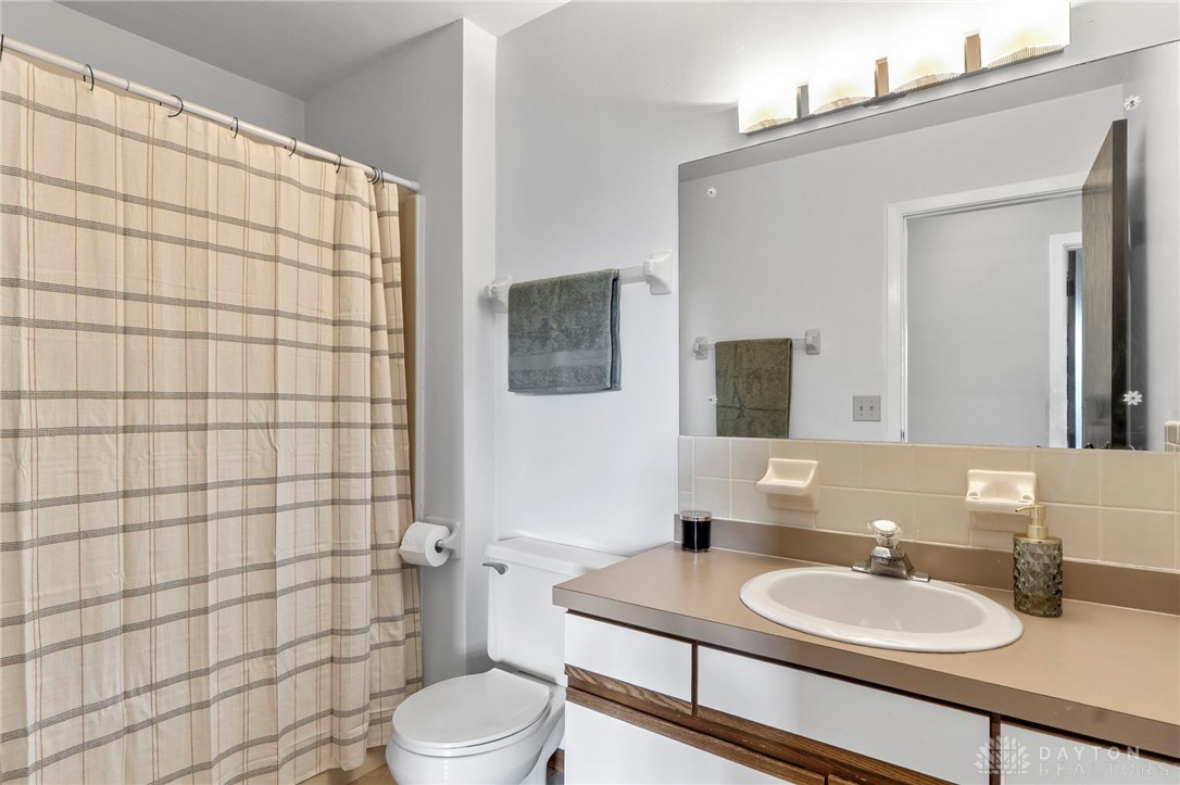 3862 S Chalet Circle