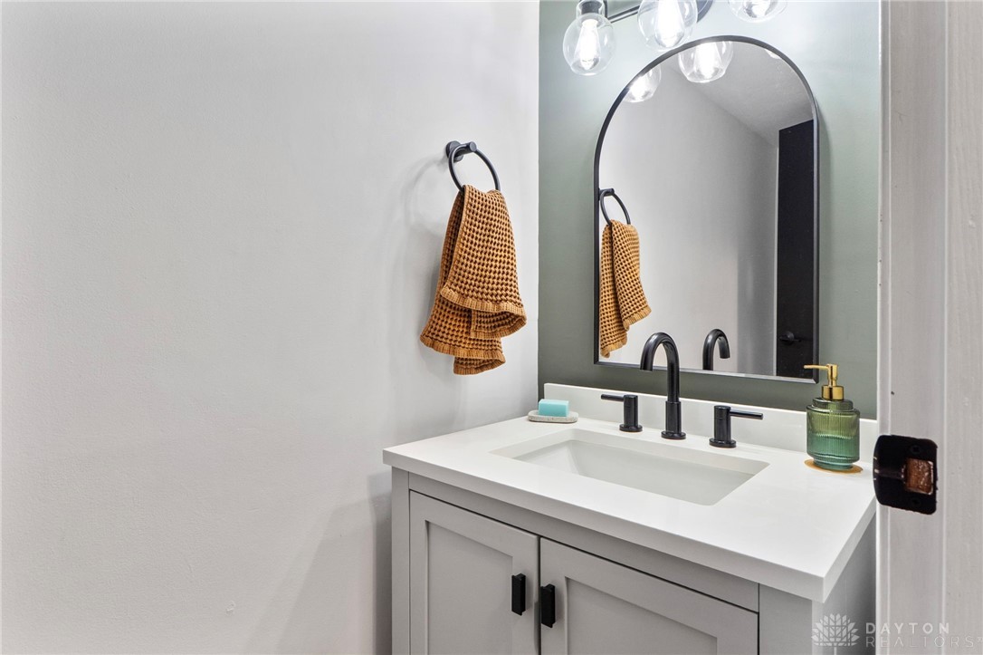 3862 S Chalet Circle