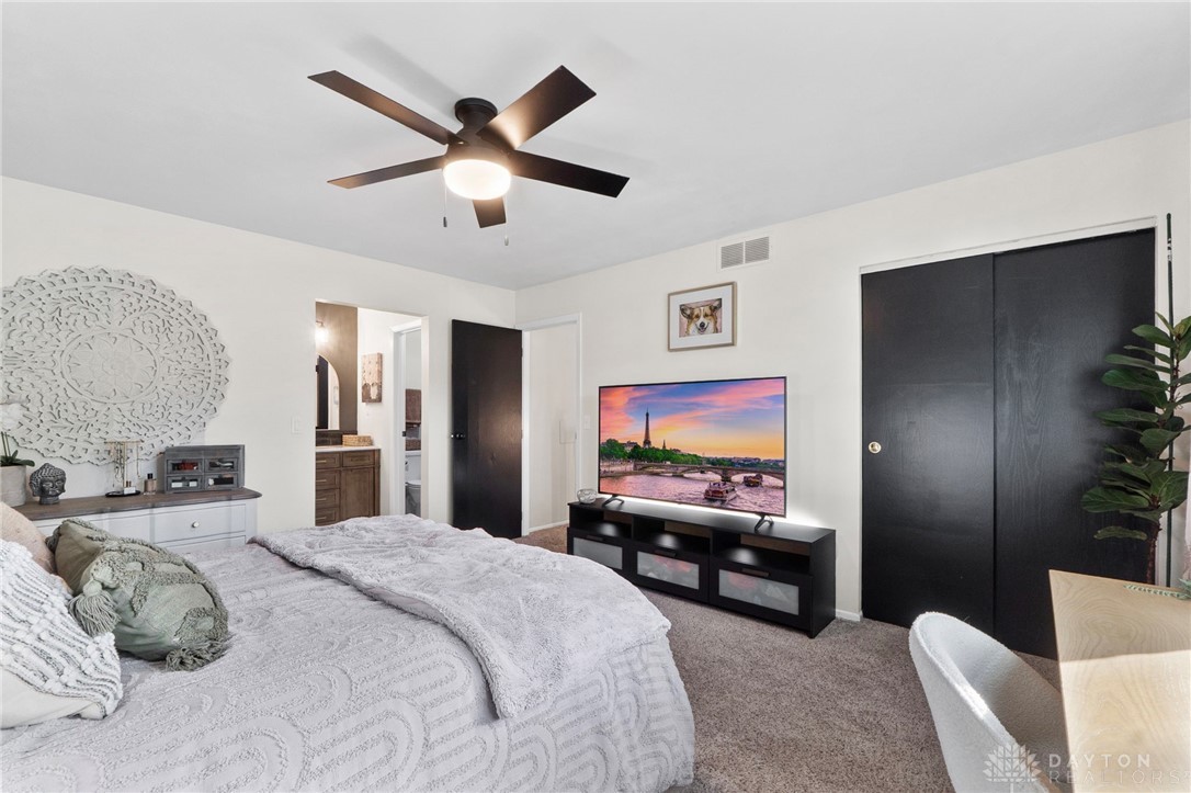 3862 S Chalet Circle