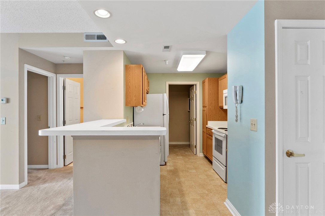 3170 E Stroop Road 206