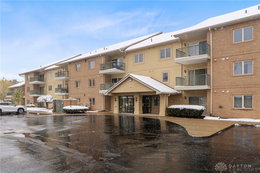 3170 E Stroop Road 206