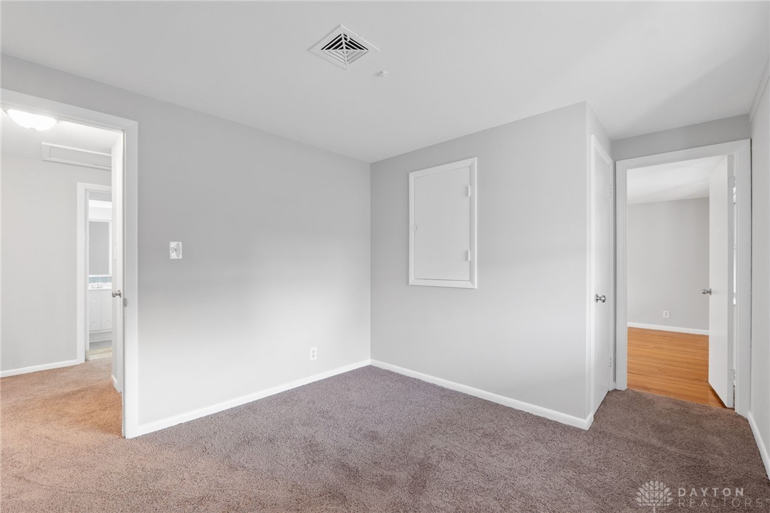 640 Hillcrest Drive