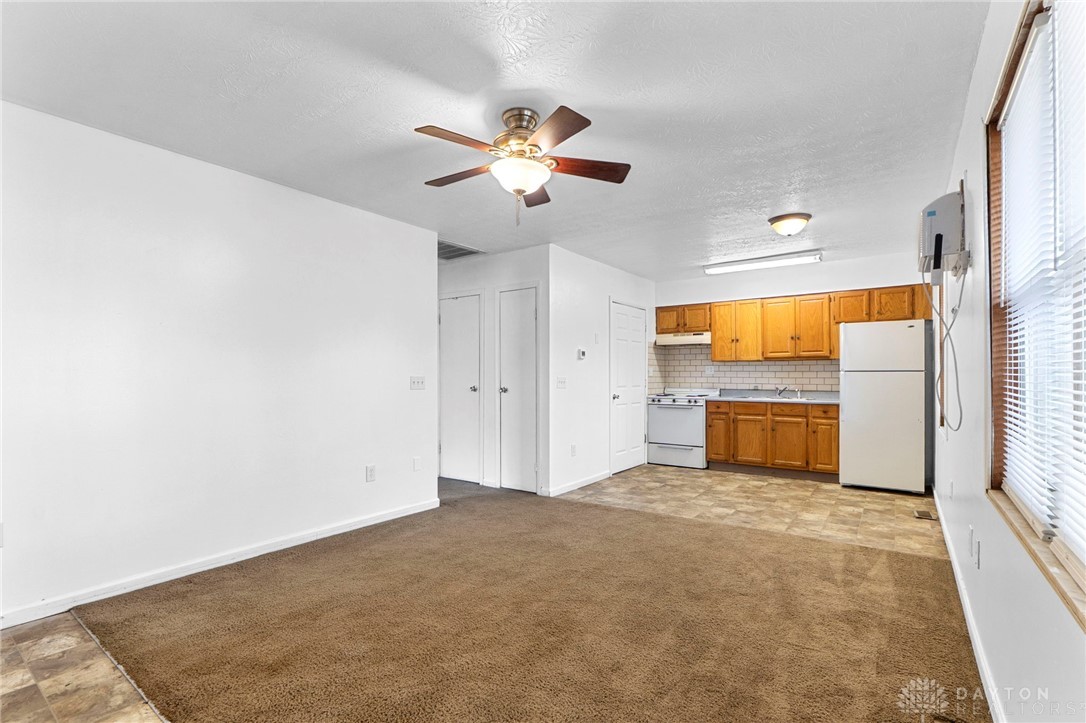 1823 Wilbur Avenue 1825