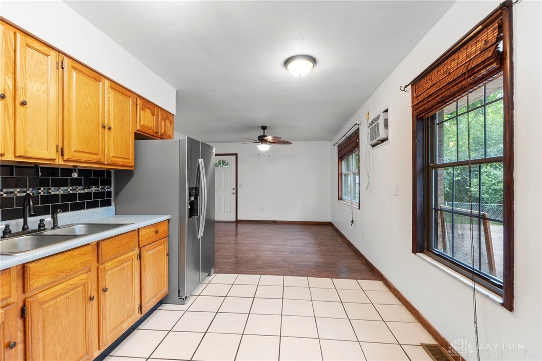 1823 Wilbur Avenue 1825